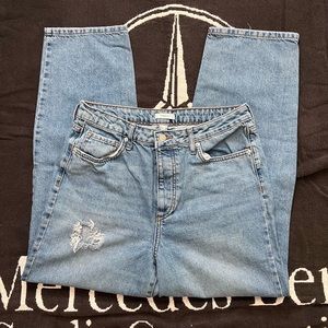 Women’s Forever 21 Jeans with holes